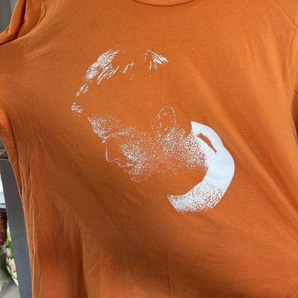 Bella + Canvas Large women’s t shirt Alec Benjamin . Orange with white lettering - Picture 5 of 7